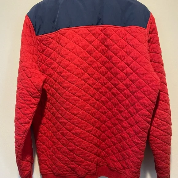 Vineyard Vines Red Quilted Pullover Medium - Picture 2 of 4